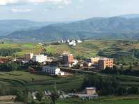 油菜花海徒步攻略