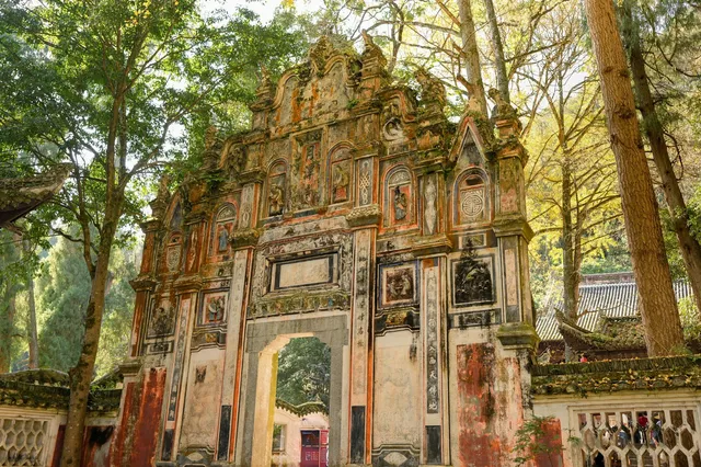 這一刻,沒有比飛雲崖更懂秋天的氣息 這一刻,沒有比飛雲崖更懂秋天的氣息