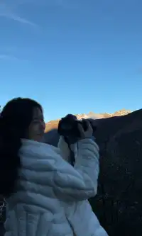 川西｜真的好幸運 拍到日照金山了！還有彩林