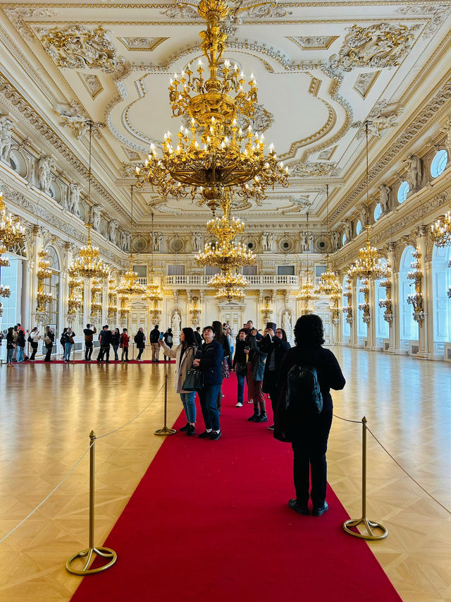 捷克總統府居然能免費進?! 捷克總統府居然能免費進?!