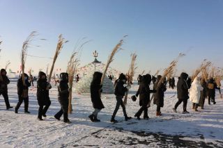 連環湖溫泉景區元宵滾冰節，祛病納福歡樂鬧元宵