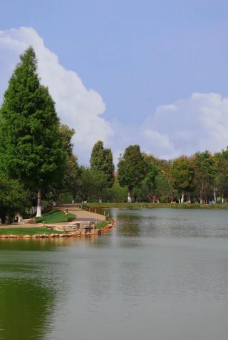 玉沢湖公園の遊び方ガイド｜甘粛省玉門の穴場スポットチェックインガイド