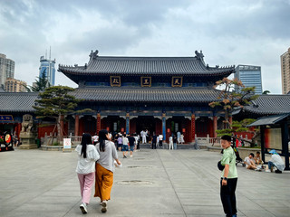 鬧市中的清淨禪院｜大興善寺打卡