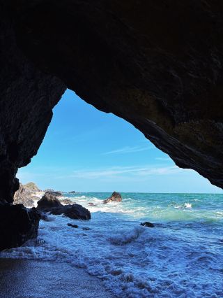 Wanning, Hainan: Shanqin Bay Swallow Cave guide and tips to avoid pitfalls
