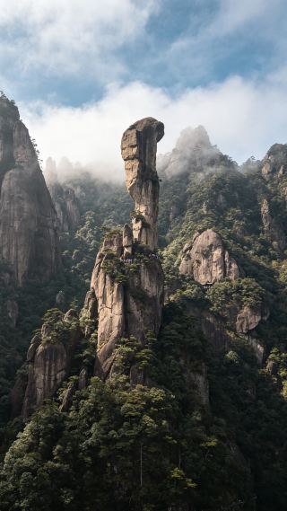 The full story of the 26 rock bolts incident at Sanqingshan's "Python Peak"