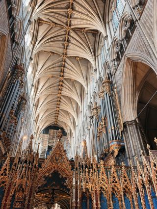 7-Day UK Trip for Mid-Autumn Festival: Travel in Style