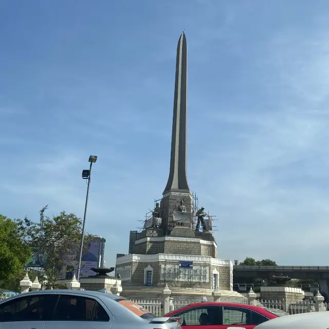 曼谷地標性景點👍🏻 勝利紀念碑