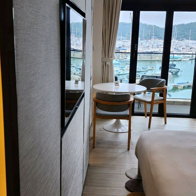 A posh and modern hotel surrounded by serenity, the sea and nature