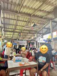 เจ๊หน่อยก๋วยเตี๋ยวหมูเลียง