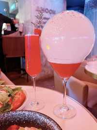 🌕💫月球上的水煙酒吧 🍻🍹