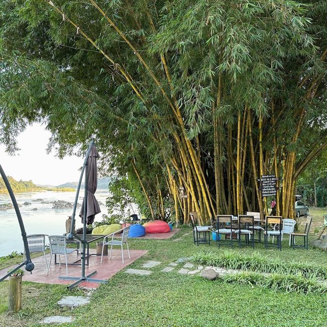 Life Cafe : Slowbar คาเฟ่ติดริมแม่น้ำโขง