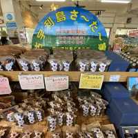 沖縄今帰仁「古宇利島の駅ソラハシ」新鮮な沖縄県産フルーツやカフェ、フードコート、土産が揃うおすすめ南国の道の駅