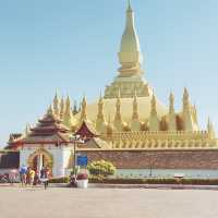 Vientiane Great Golden Stupa 😮