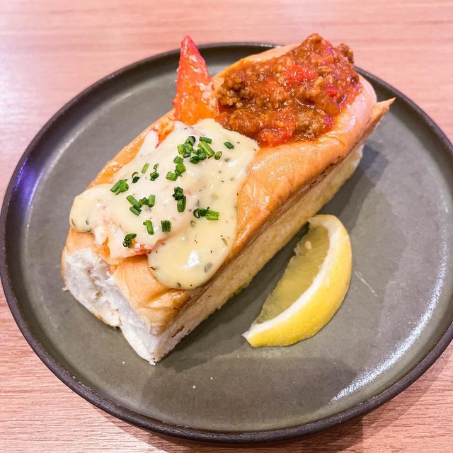 Chunky Lobsters at Orchard Gateway