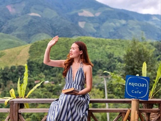 คาเฟ่วิวหลักล้านนนน 🏞💚