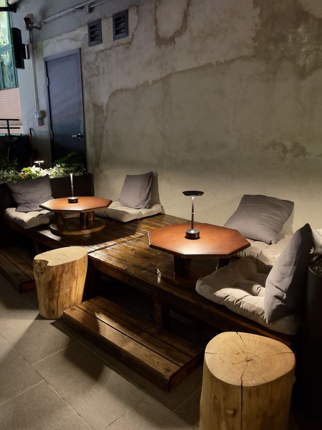 新店！型格樓上西式餐廳@厚福街☕️🥃