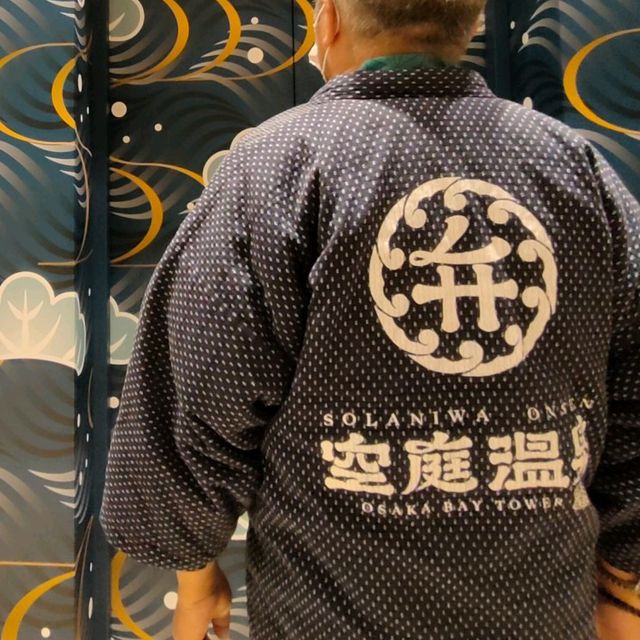 【大阪 弁天町】天空の日本庭園で足湯に入っちゃおう♨️