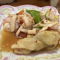 เจ๊เก๋อเนินโพธิ์ ส้มตำหนองบัวในตำนาน