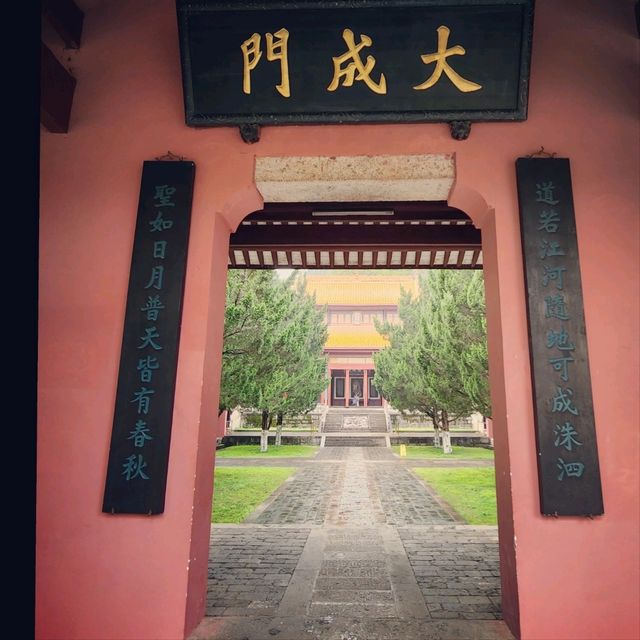 長沙市郊一岳麓山風景區