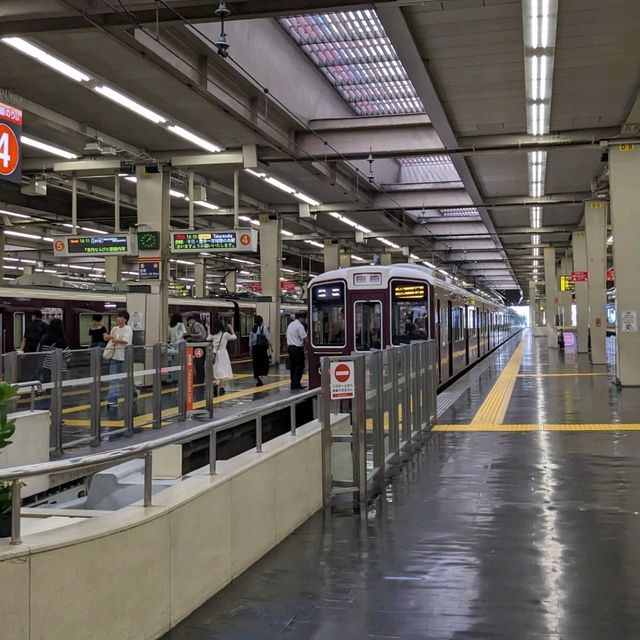 【阪急電車】ちいかわコラボ阪急電車