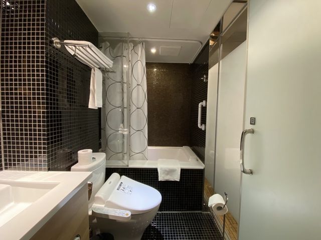 Simple+ Hotel