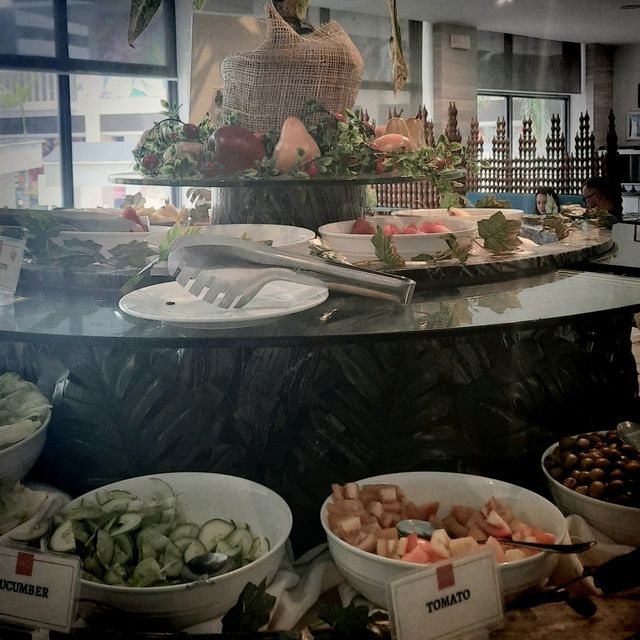 SAVOY CAFE: REMARKABLE BREAKFAST BUFFET
