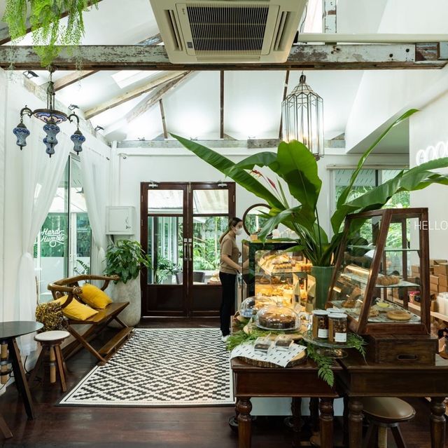 คาเฟ่ฟิล Good Good Pooltara Krabi