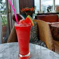 Thai Baht Art Antique and Bistro ร้านสุดเกร๋ 
