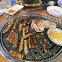 五花豬腩肉燒豬皮的韓式燒肉🐷🐽