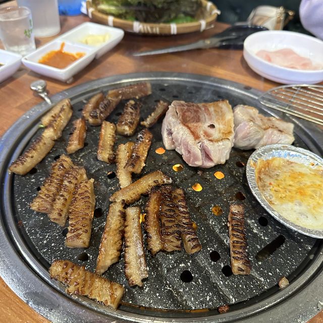 五花豬腩肉燒豬皮的韓式燒肉🐷🐽