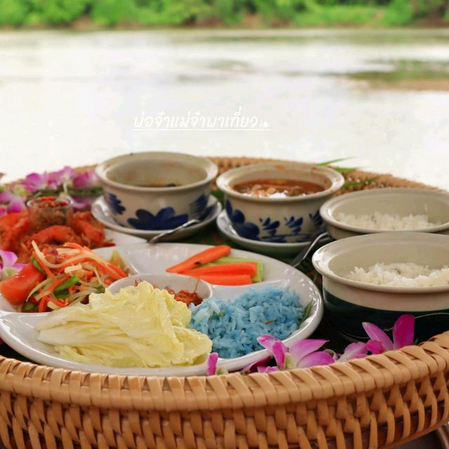 The Antique Riverside Resot รีสอร์สวยสไตล์วินเทจ
