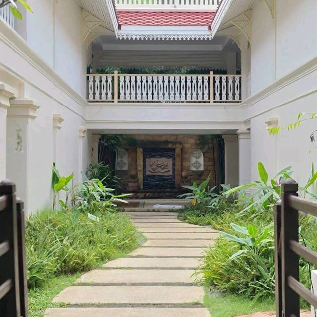 รีสอร์ท สุดชิลล์ติดหาด บรรยากาศสไตล์ชาววัง