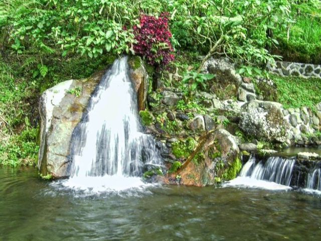 Madirda Lake