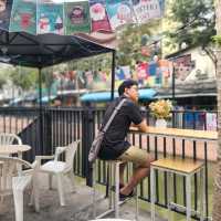 ถนนคนเดินคลองโอ่งอ่าง