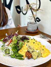 KK Coffee｜舒服感十足Cafe新店🍴拉花造型好有節日氣氛
