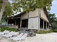 “บ้านพลอยเสม็ด” ร้านอาหารวิวสวยบนเกาะเสม็ด