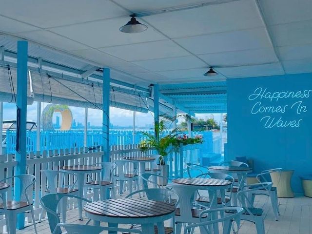 Hidden Garden by the Sea JB