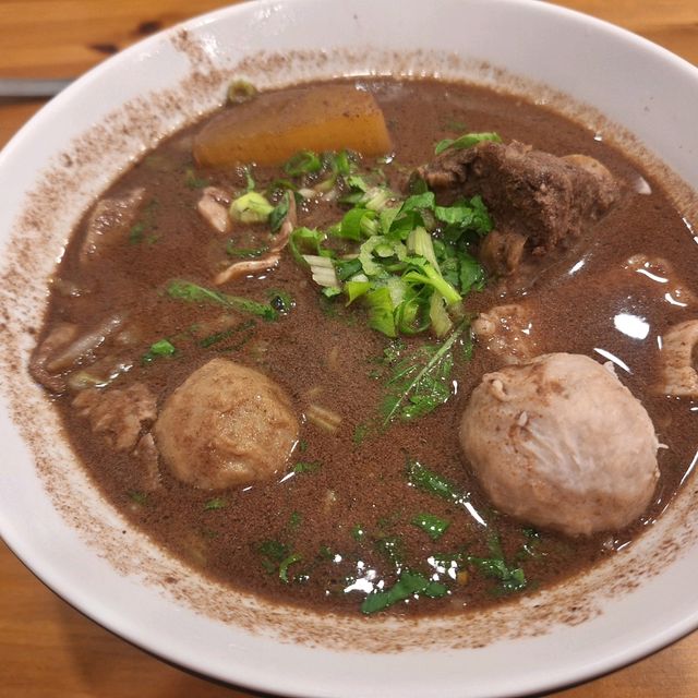 高雄11船麵