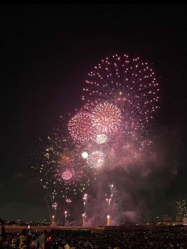 江戸川区花火大会、今年は8月24日7時15分から開催です。