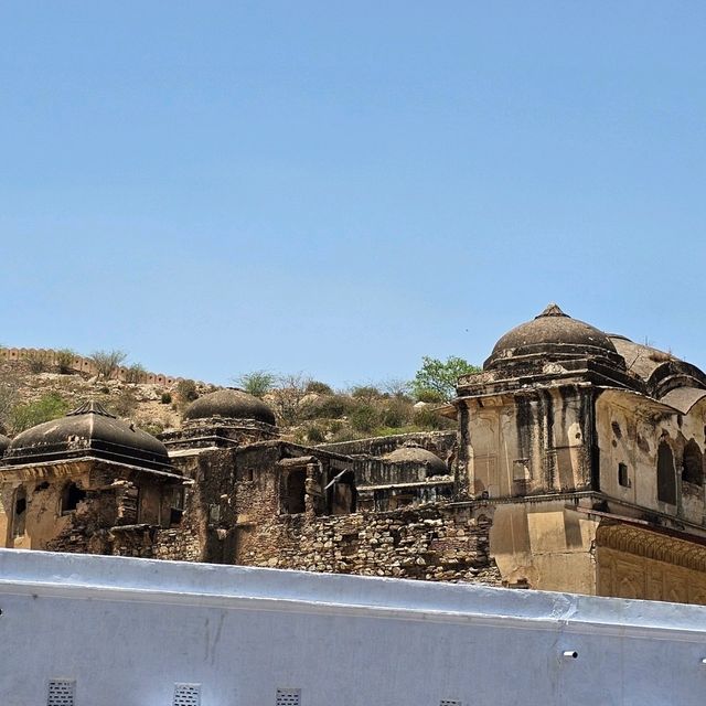 Panna Meena ka Kund