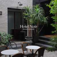 Hotel Noir
