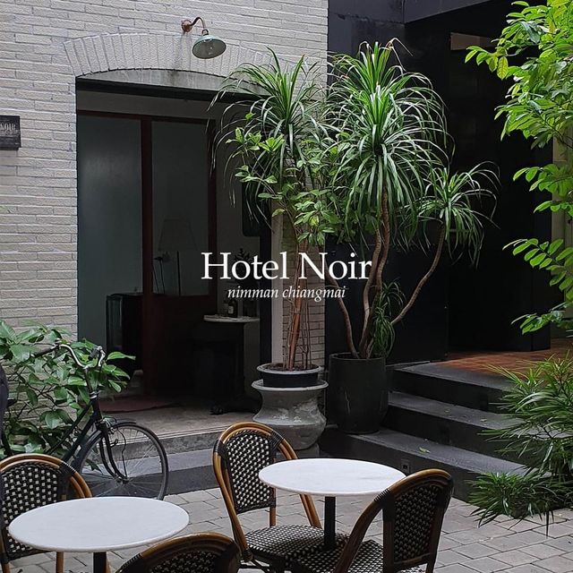Hotel Noir