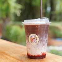 คาเฟ่เปิดใหม่ สไตล์มินิมอล