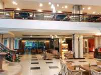 Long Beach Cha-am Hotel