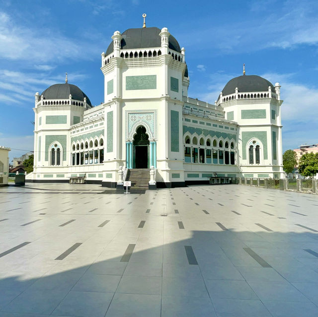 A journey into architectural splendor and cultural history🇮🇩