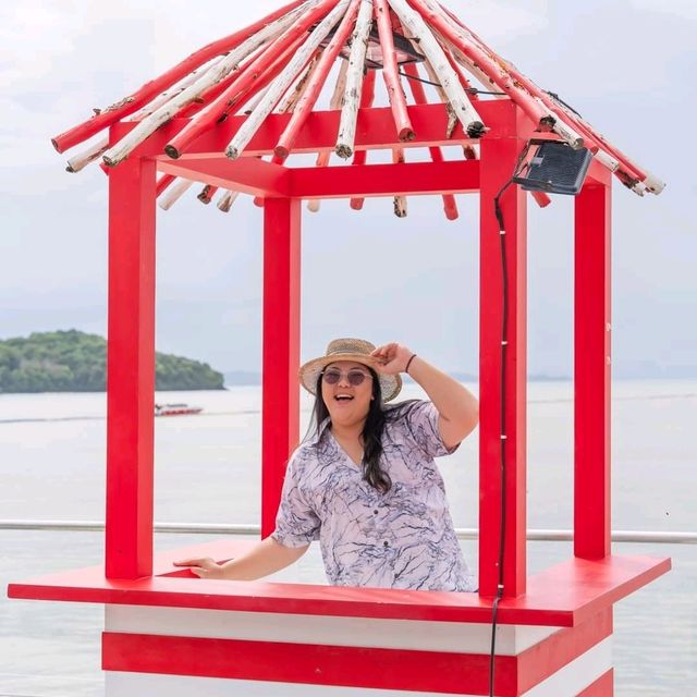 ที่พักติดทะเลดีไซน์สวยเกาะสิเหร่ ภูเก็ต พักสบาย