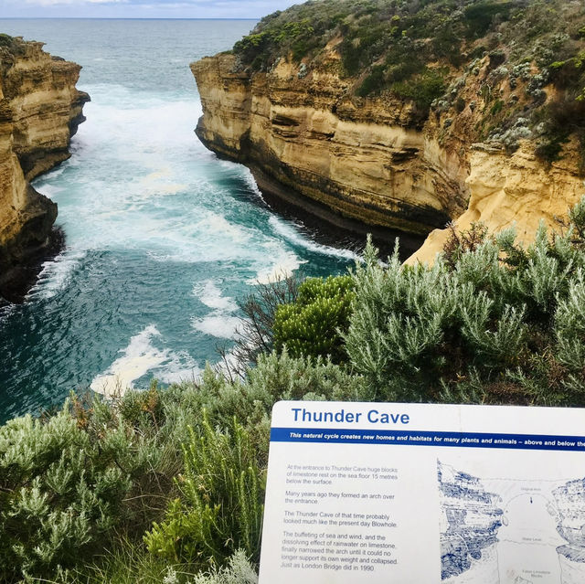 "Exploring the Majestic Twelve Apostles National Park"