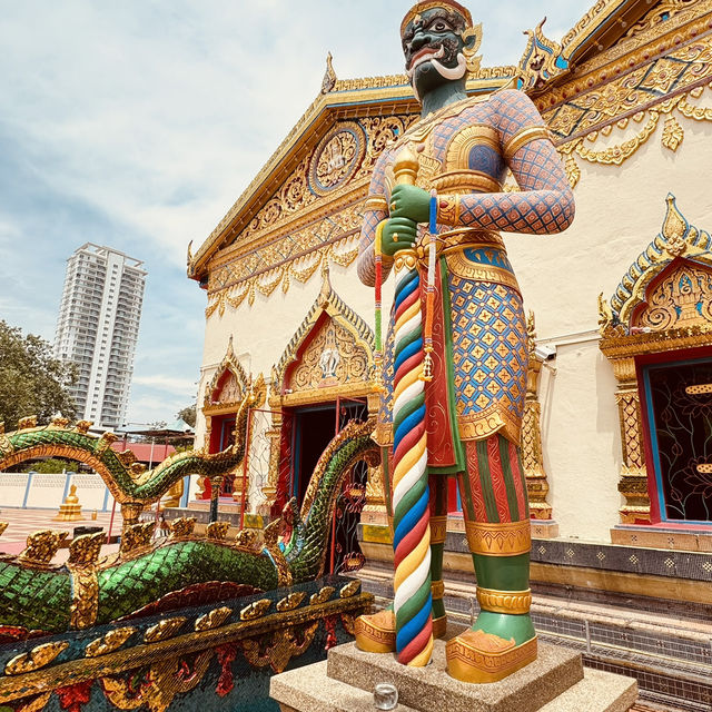 Must visit in Penang Reclining Buddha