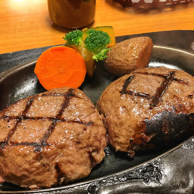 【行列必至！】静岡の大人気有名店さわやかへ🐃🍴
