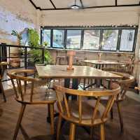 Wheeler’s Cafe: A Cozy Retreat on Love Lane
